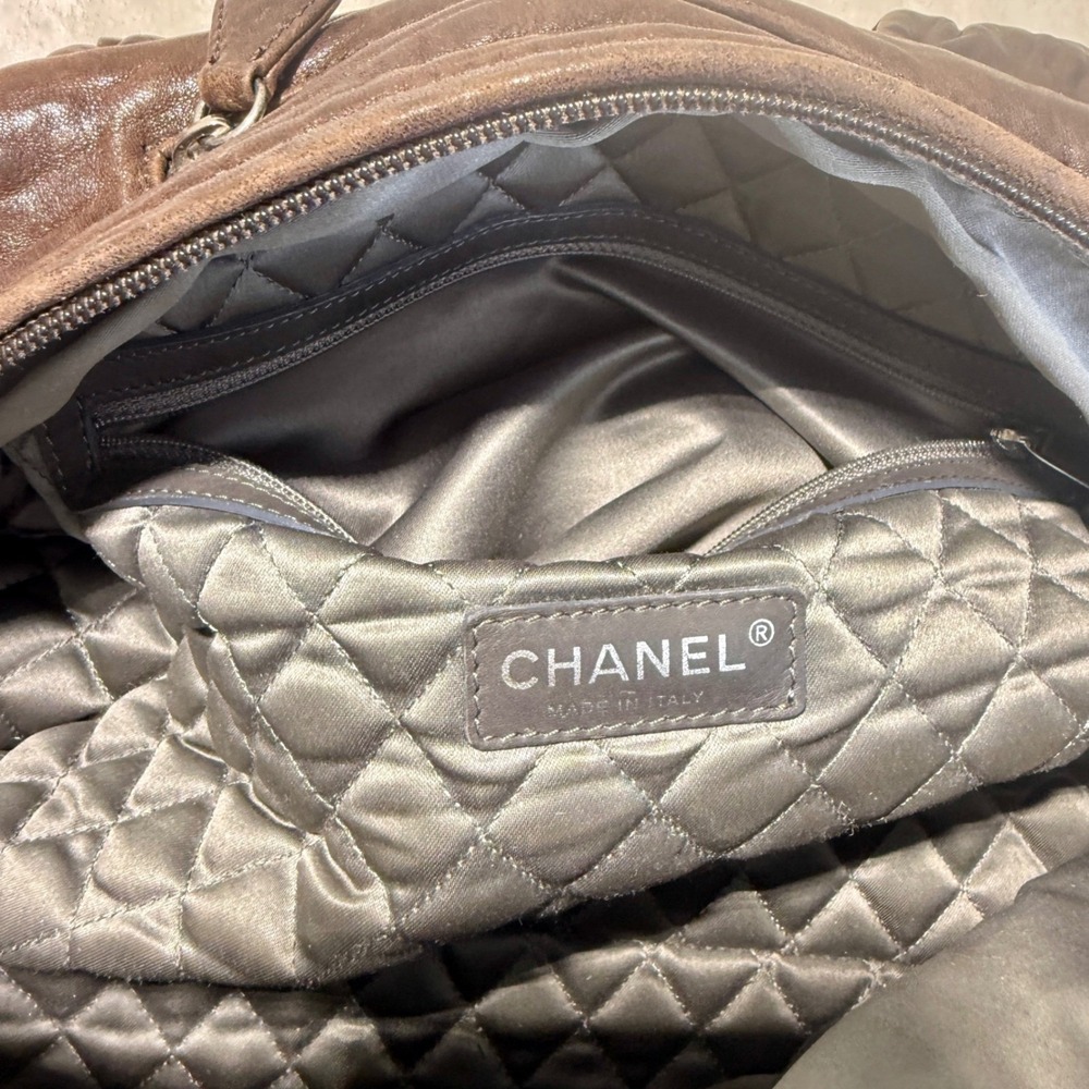 Vintage Chanel Le Marais Bowler Bag Distressed Quilted Lambskin Luxury Purse Y2K - Picture 11 of 16